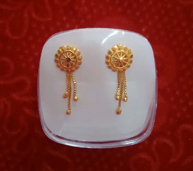 Earring 15c21