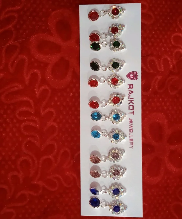 Ston Earring 10b39