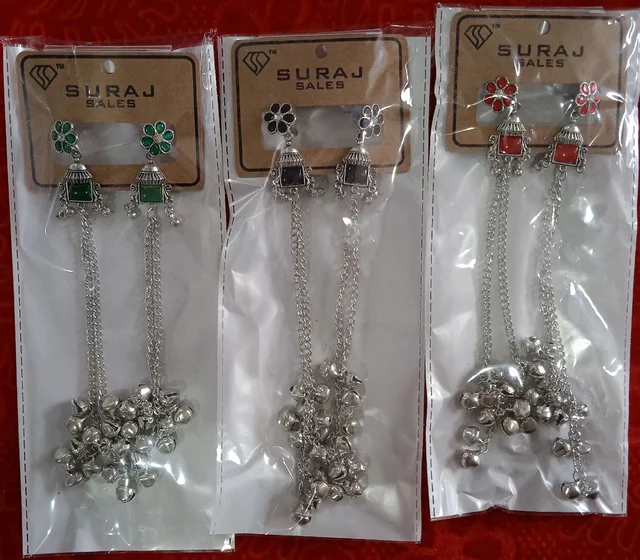Black Earring 11b33