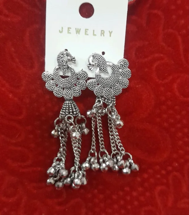 Black Earring J3q