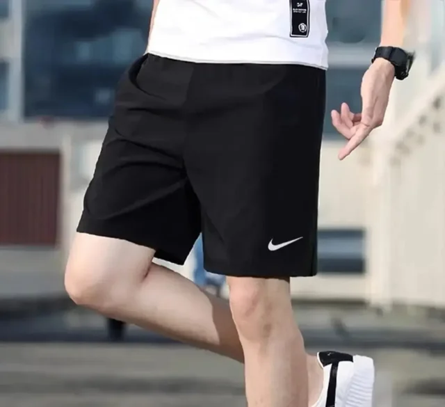 Nike New Black polyester shorts for men - L