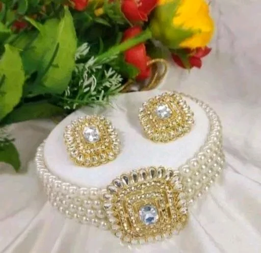 Crystal Necklace With Diamond Latest