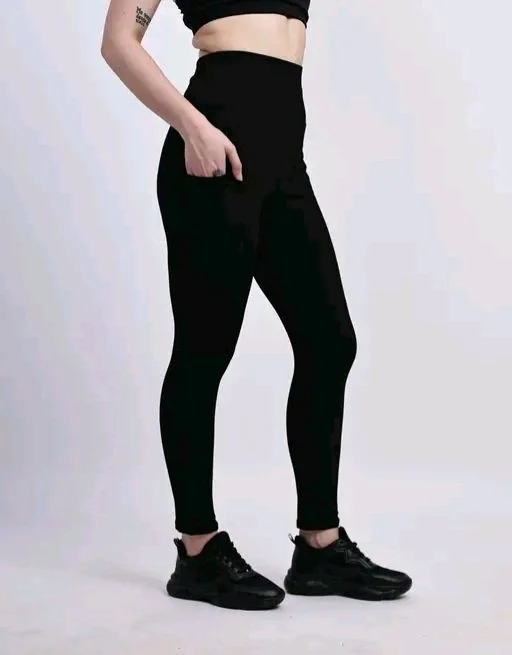 Women's Sports Wear - M