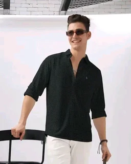 Men's Shirt Premium - M