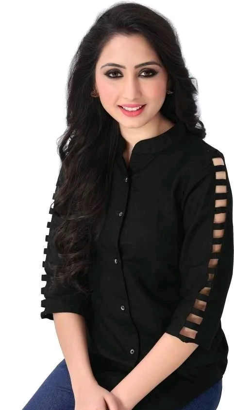 Casual Royal Side Cut Solid Women Top - L