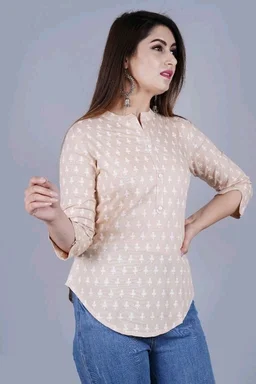 Classic Fashionista Women Tops& Tunics78 - S