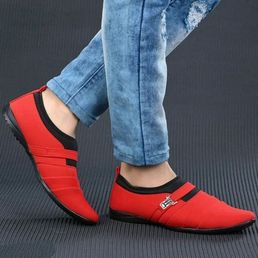 Latest Attractive men casual shoes56 - 7