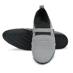 Latest Attractive men casual shoes90 - 10