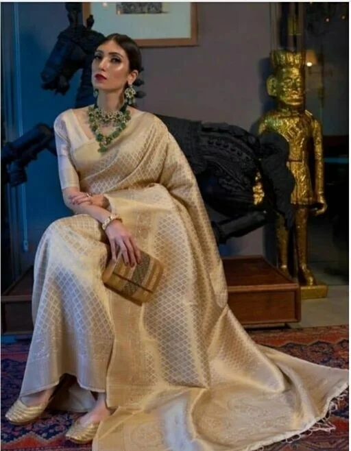 Latest Saree 1