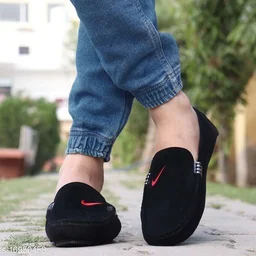 ( Nike ) Stylish Men's Black Colour Loafers - 7
