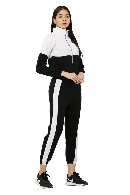 Pretty Designer Women Top & Bottom Sets - M