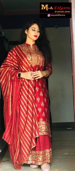 RAYON BEAUTIFUL PRINNTED KURTI & SKIRT WITH PREETY PRINTED DUPATA - XL