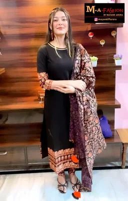 Trendy Alluring Women Kurta Sets - S