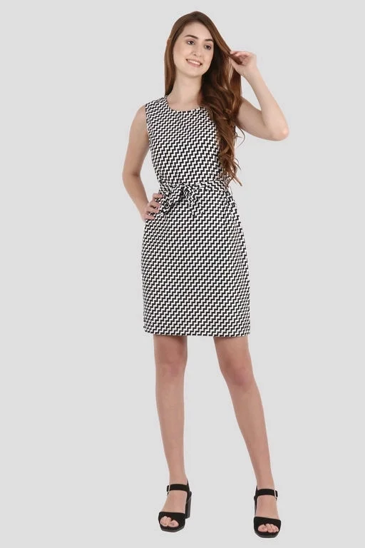 Trendy Printed Dress - S