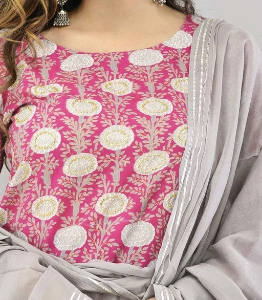 Women Rayon Attractive Kurta with Dupatta set - M