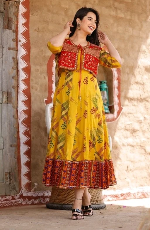Women's Embroidered Rayon Kurta jacket Set - S