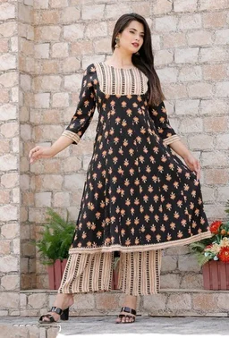 Women's Embroidered Rayon Kurta Palazzos Set - L