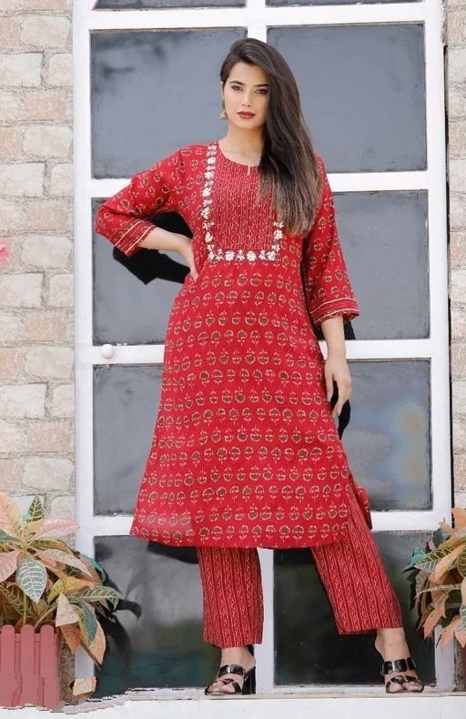 Women's Embroidered Rayon Kurta Pants Set - XXL