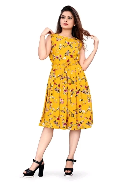 Women's Printed White Crepe Dress 7 - XS