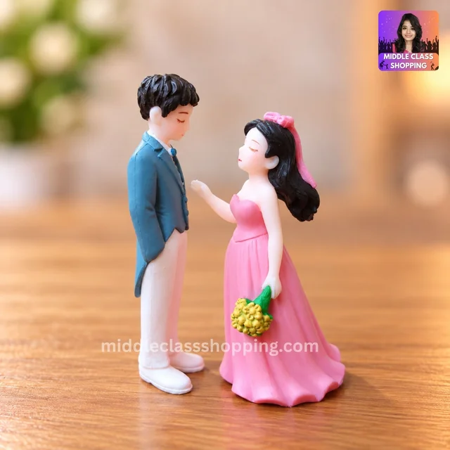Super Cute Trending Realistic Lovely Couple Miniatures (MODEL 1) (Approx  7cms) KC1009