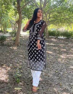 Black Chikankari Buty Jaal Kurti - Black, XL(42)