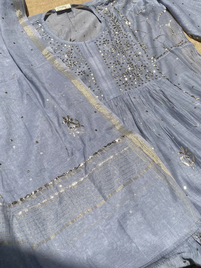 Roohani – Grey Handcrafted Mukaish Gown Set - Semi Stiched - Semi Stiched, Gray