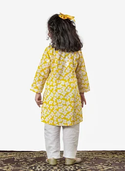 Little Noor – Yellow Mulmul Chikankari Kidswear Set - 20, Yellow