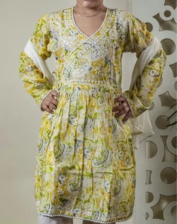 Fiza Angarkha Mul Print Kids Chikankari Set - Yellow - 22, Yellow
