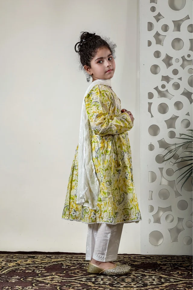 Fiza Angarkha Mul Print Kids Chikankari Set - Yellow - 22, Yellow