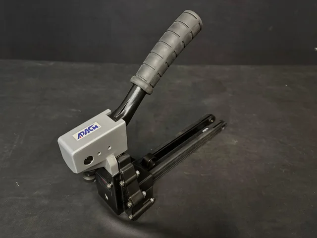 Apach MS19A Manual Carton Closer