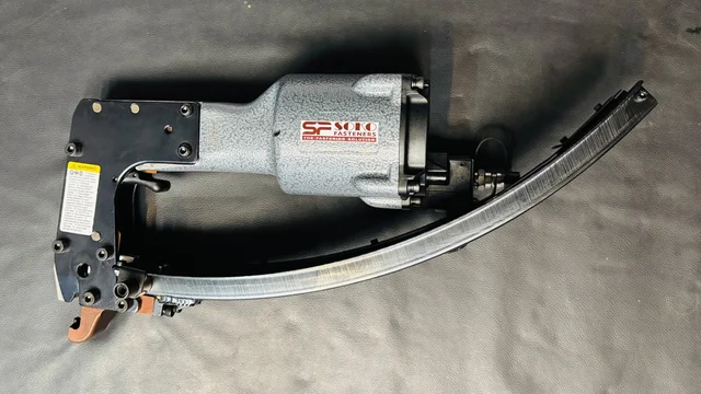 M66 Clinching Clip Tool