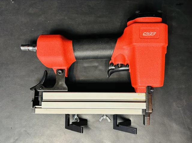 SOKO Elite Stapler V 1015 Pneumatic - V1015