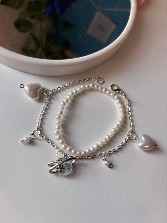  bracelet