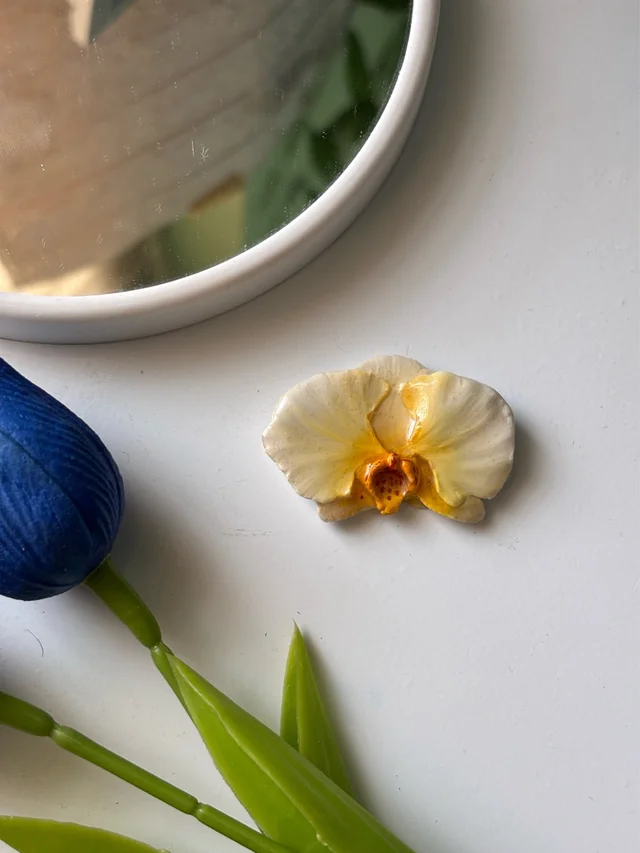 Orchid Hair Clip 