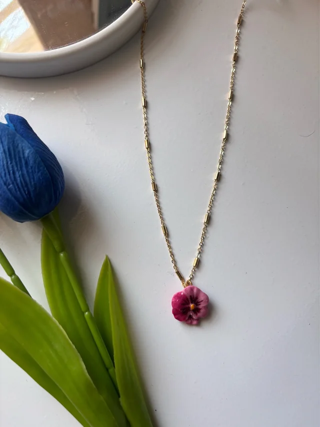 Blush Pansy Pendant✨