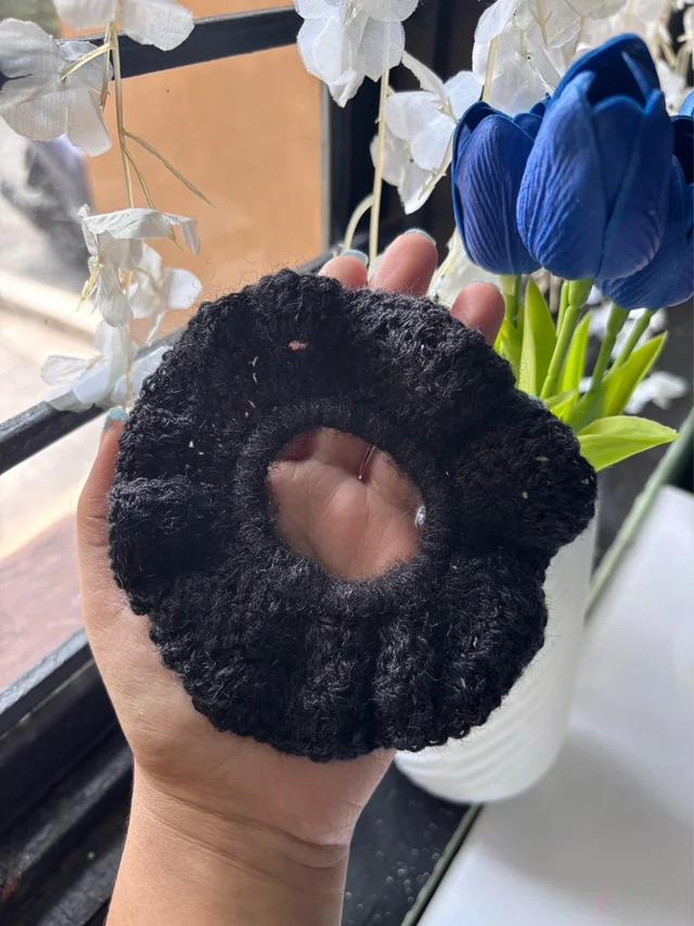 Crochet Scrunchy 
