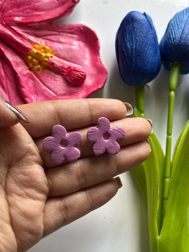 Bloom Pop Floral Stud Earrings - Purple Heart