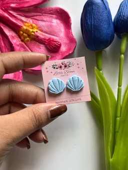 Beachy Shell & Starfish Stud Earrings Set