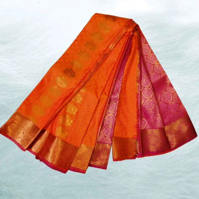 Kanchipuram Silk Saree with Traditional Gold Zari Borders and a Rich Pallu