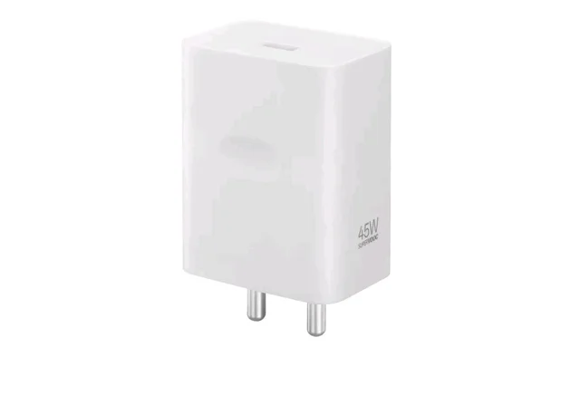 Realme SUPERVOOC 45W ADAPTOR 