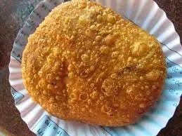 Pyaj Kachori 