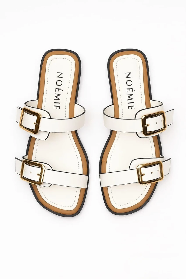 Deux White Flats
