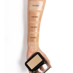 Forever52 Forever 52 Daily Life Glow on Highlighter | Radiant Glow for All Skin Tones | Long-Lasting Shine | Natural Radiance | Lightweight | Blendable | for Every Occasion | Silky and Shimmery Glowing Skin | Enchant (FGH002)