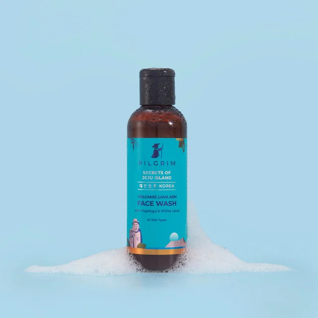 Pilgrim Face Wash Volcanic Lava Ash with Yugdugu & White Lotus, 100ml | Deep Cleanses, Exfoliates, and Brightens Skin for a Fresh, Radiant Look.
