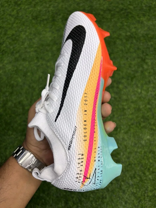 Mercurial Vapor 16 SK Edition FG With Lace
