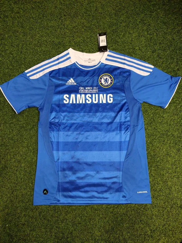 Retro Chelsea 2011-12 Home Half Sleeve - XXL