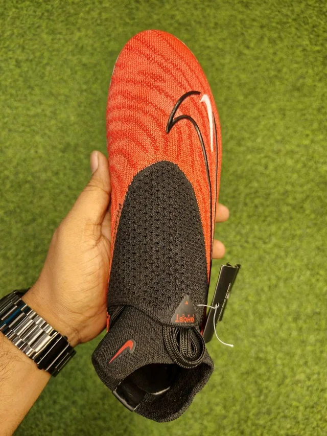 PhantomGX Elite Red And Black Colour High Ankle With Less - 5.5