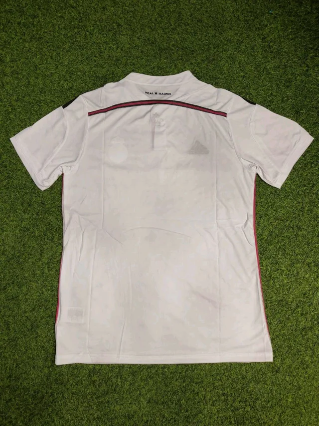 Retro Madrid 2014-15 Home Jersey - XL