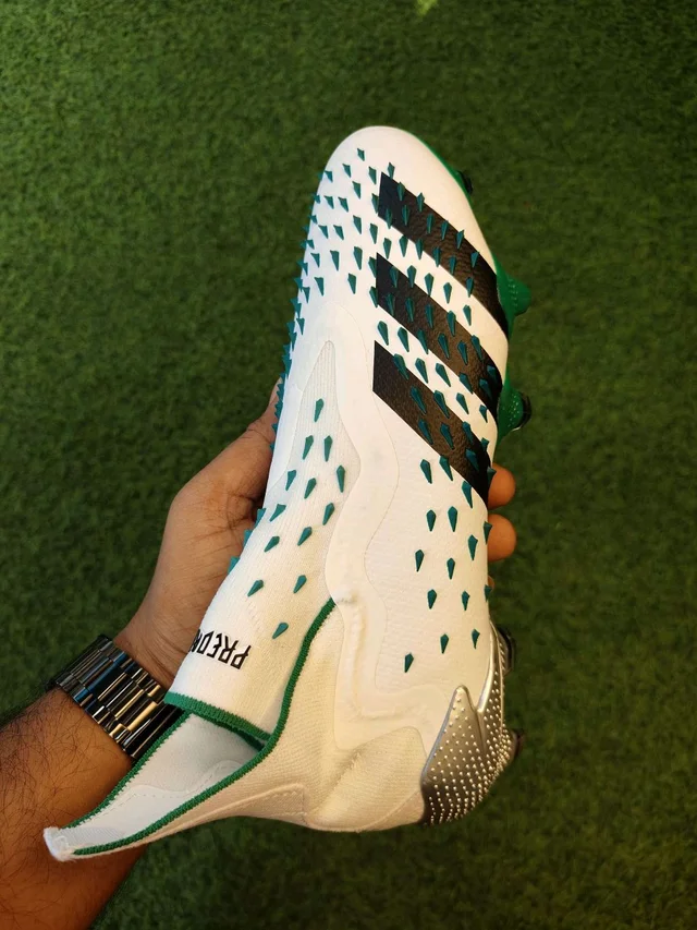 Predator Freak High-Top Without Lace White And Green - 6