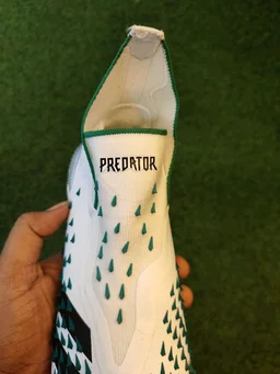 Predator Freak High-Top Without Lace White And Green - 6